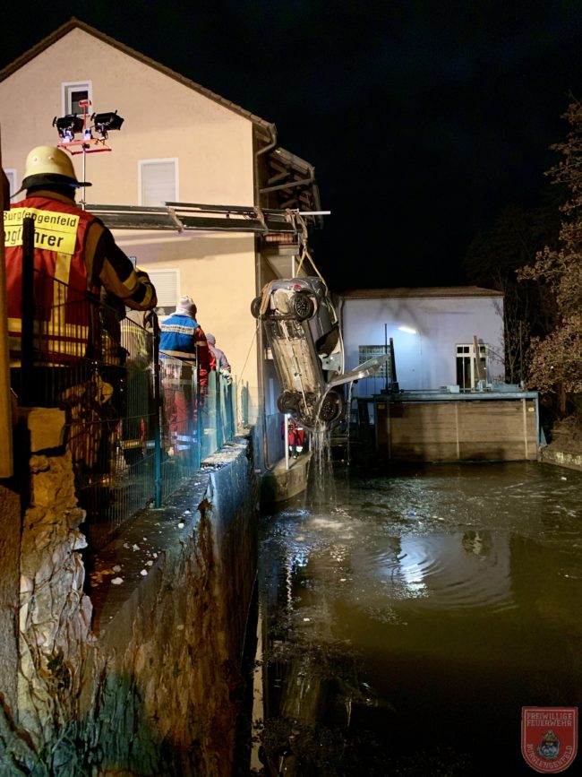 87D279A7-6CE5-44FE-9560-968964331BC6