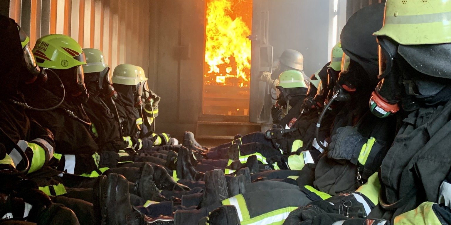 CC1B01B4-31E9-4D33-ADB8-66719BD3757D