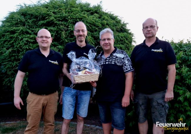 d28a850451a8d24697f34b4db3fe3124354f7ebd6cc71136e775bb1a45b15655